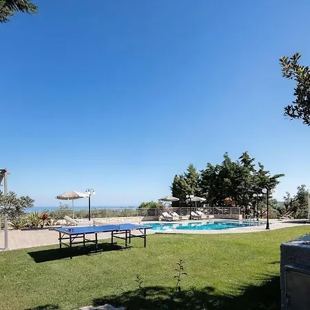 Kyveli Villa Loutra (Crete)