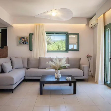 Villa Kyveli *